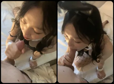 Thỏ con dam dang thích liếm cục thịt to