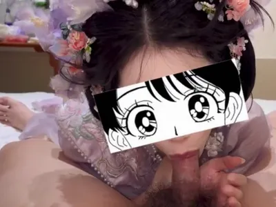 Gái xinh trong bộ đồ búp bê mút cò cực đã